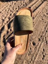 The San Quinn Olive Green Platform Sandals