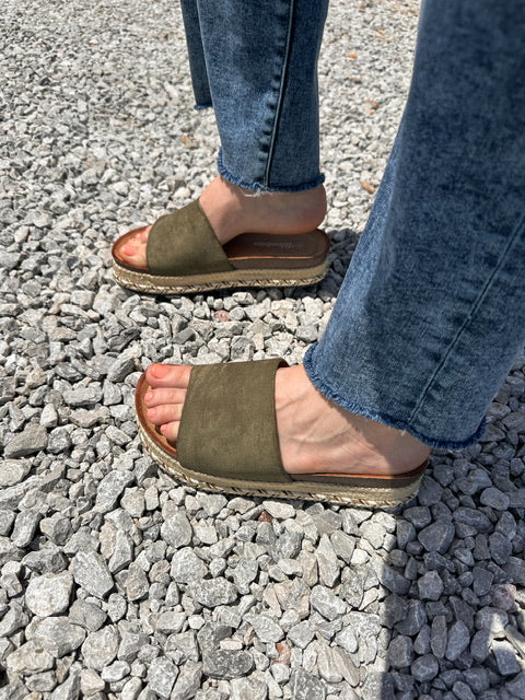 The San Quinn Olive Green Platform Sandals