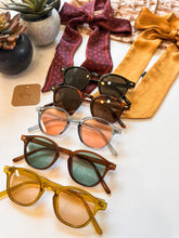 The Charleston Ladies Round Sunglasses