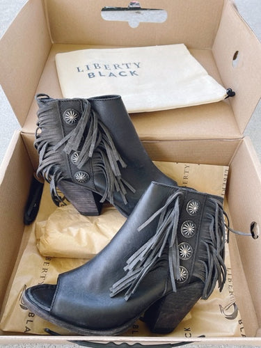 The Toscana Liberty Black Boots